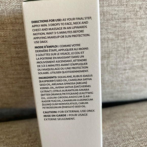 New Saje Hydrating Anti-Aging Skin Oil - Picture 4 of 4